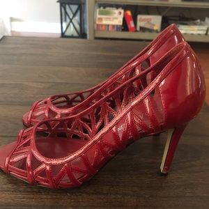 {Enzo angiolini} Red strappy heels EUC size 7.5